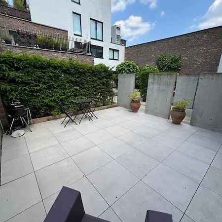 Beautiful Spacious 1 Bedroom Loft Apartamento *